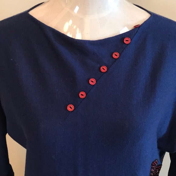 Sweater - Picture 4 of 5